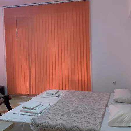 Stamopolu Parter Big Апартамент